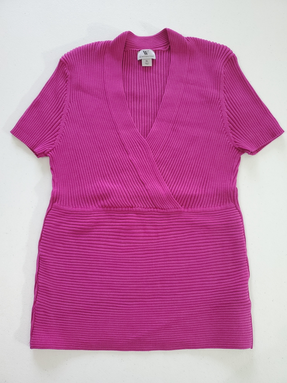 Womens XL Silk Blend Short Sleeve Urban Chic Fitted Sweater Magenta
